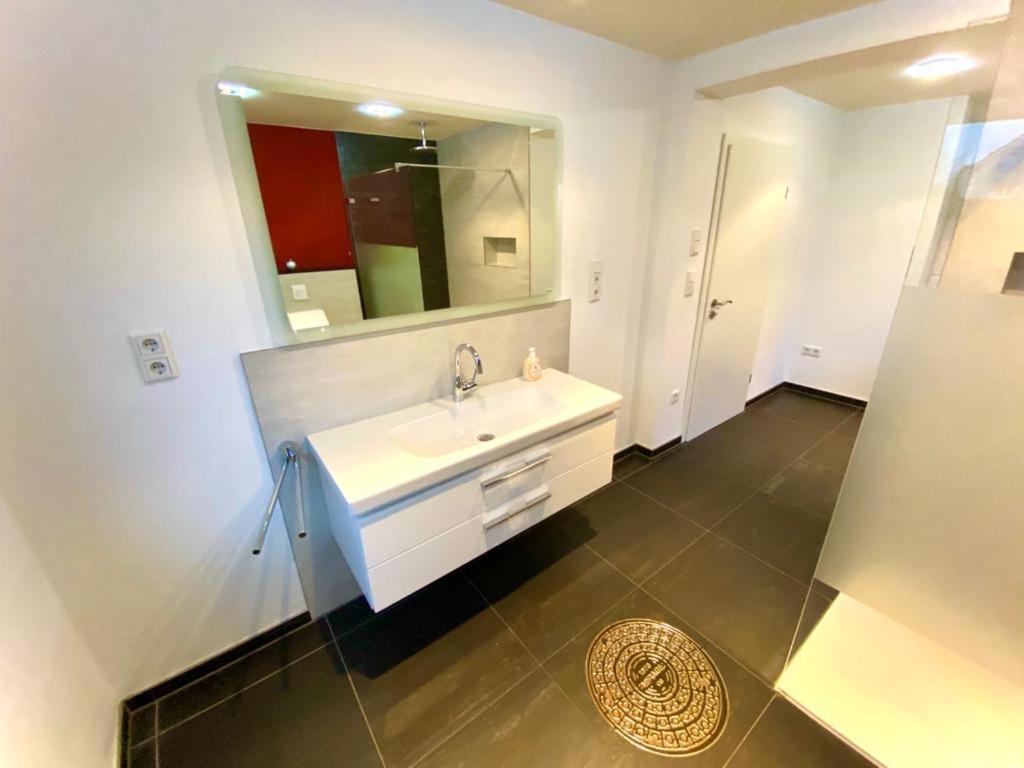 Beautiful Suites In The Center Of Gütersloh Buitenkant foto
