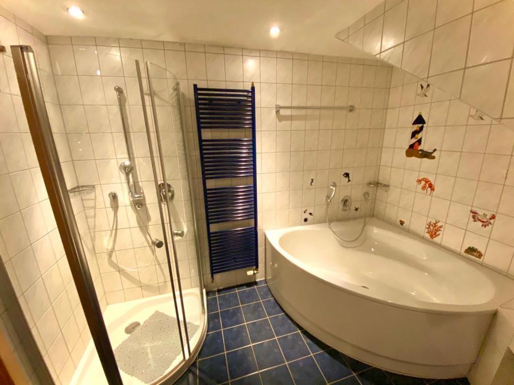 Beautiful Suites In The Center Of Gütersloh Buitenkant foto